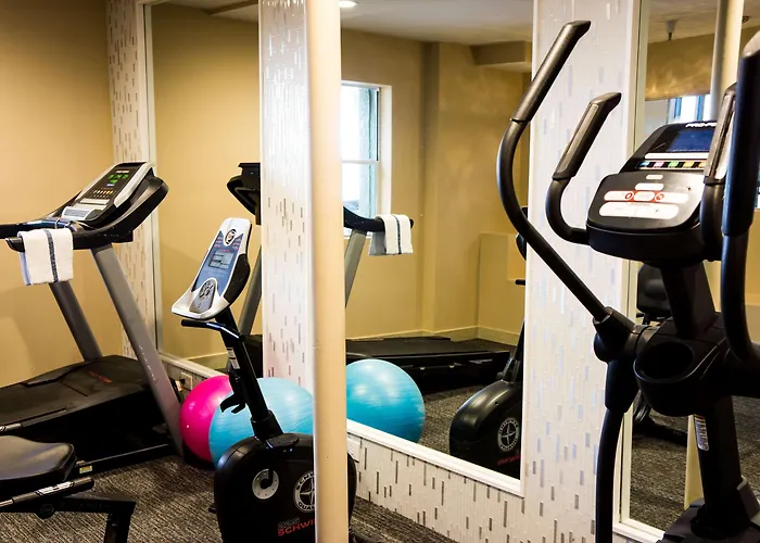 Hotel Center, An Ascend Collection Member