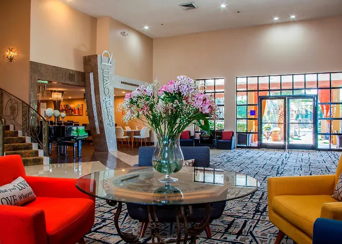 Center, An Ascend Collection Member Hotel
