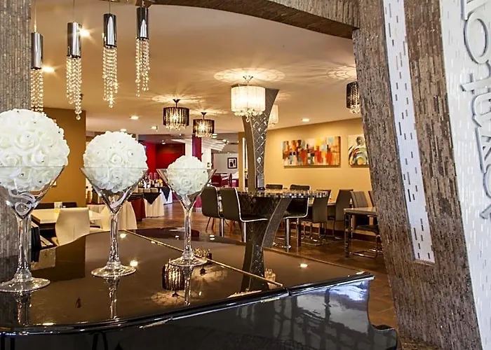 Hotel Center, An Ascend Collection Member 2*