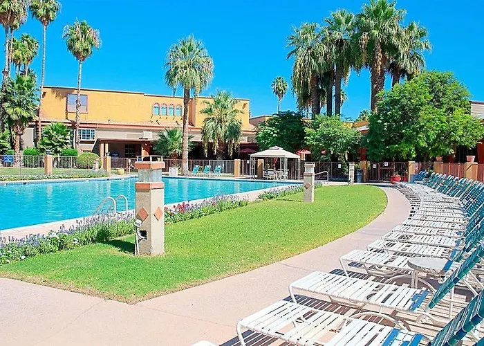 Center, An Ascend Collection Member Hotel 2*